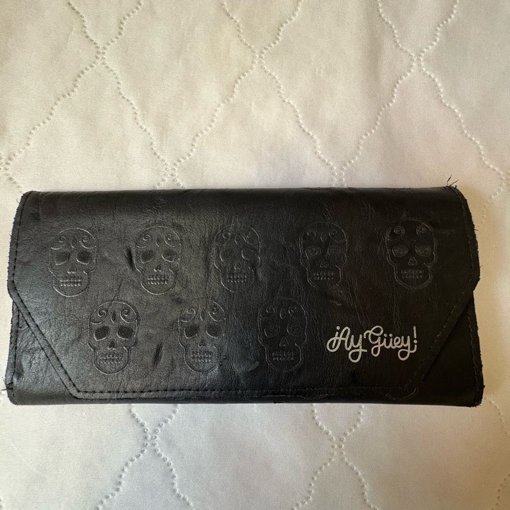 Edgy Black Skull Wallet